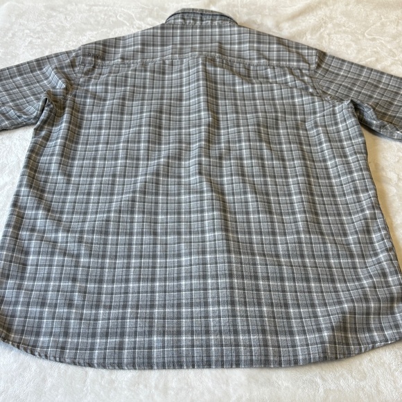 ORVIS Casual Button Down Shirt Mens Size Large Active Fit Gray Plaid - Picture 6 of 9